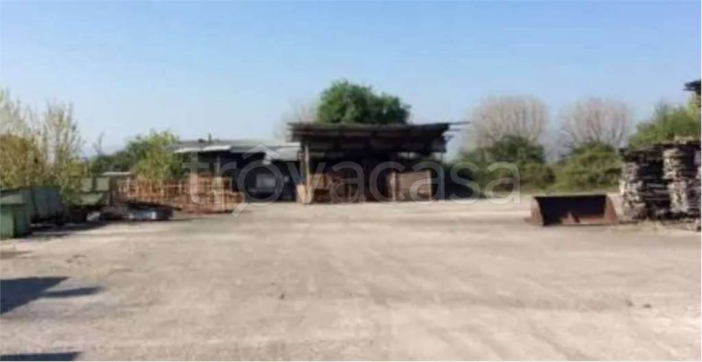 capannone in vendita a Zanè