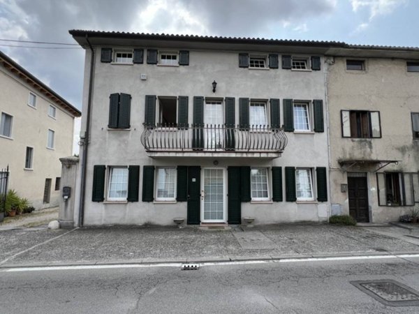 casa indipendente in vendita a Zanè