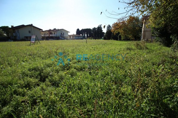 terreno edificabile in vendita a Zanè