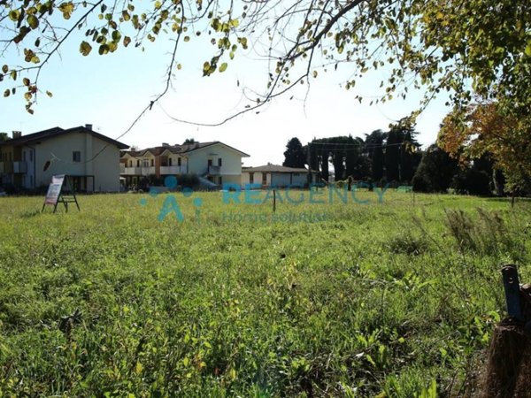 terreno edificabile in vendita a Zanè