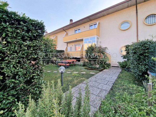 casa indipendente in vendita a Zanè