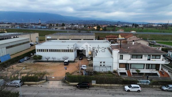 terreno edificabile in vendita a Zanè