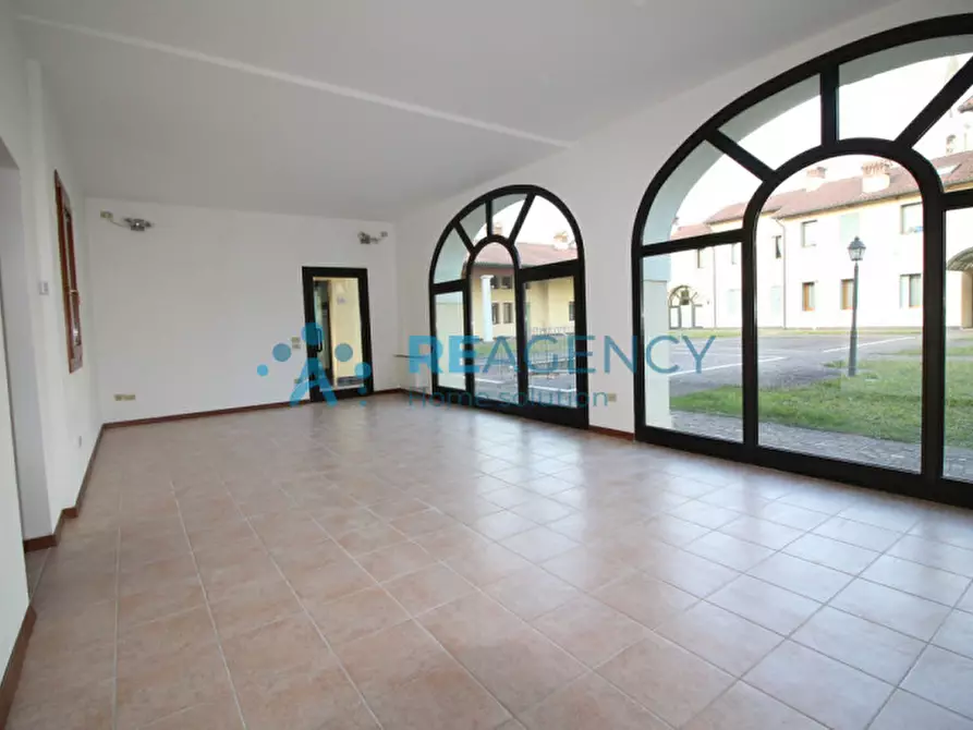 negozio in vendita a Zanè