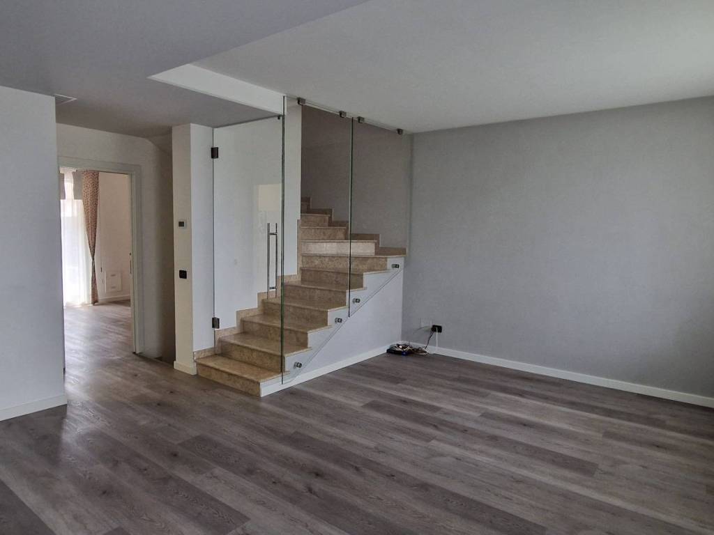 casa indipendente in vendita a Zanè