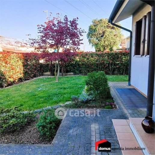 casa indipendente in vendita a Zanè