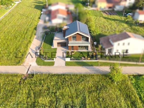 terreno edificabile in vendita a Zanè
