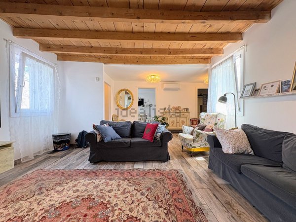 casa indipendente in vendita a Zanè