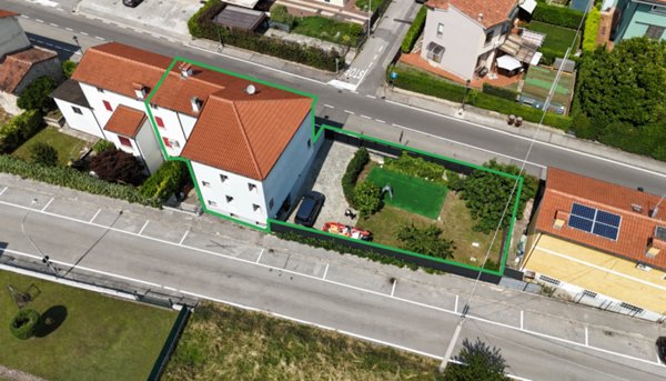 casa indipendente in vendita a Zanè
