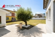 casa indipendente in vendita a Zanè
