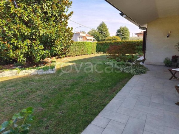 casa indipendente in vendita a Zanè