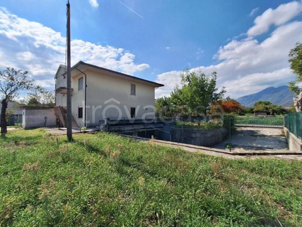 casa indipendente in vendita a Zanè