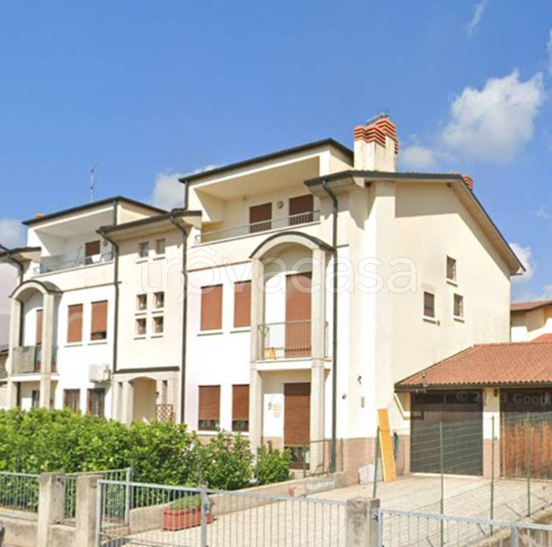 appartamento in vendita a Zermeghedo