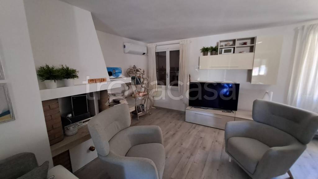 casa indipendente in vendita a Zermeghedo