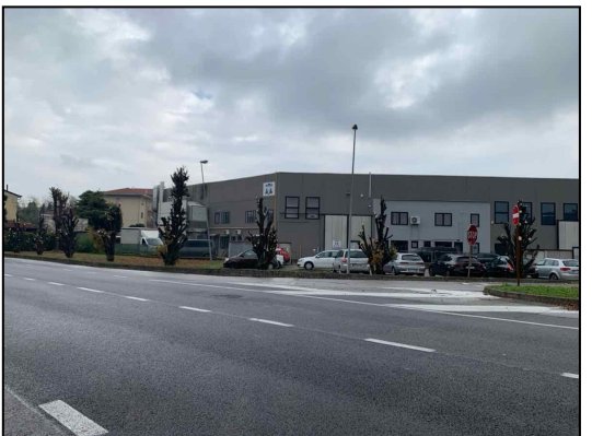 locale commerciale in vendita a Zermeghedo