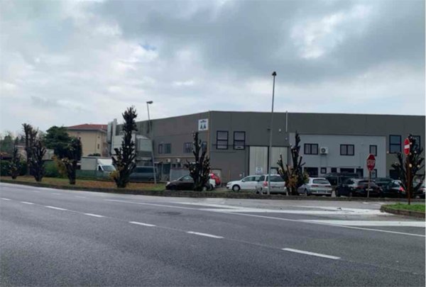 locale di sgombero in vendita a Zermeghedo