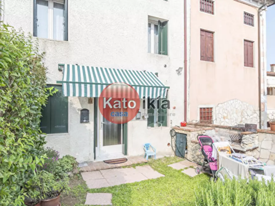 casa indipendente in vendita a Zovencedo in zona San Gottardo