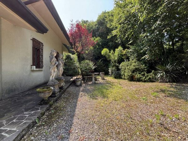casa indipendente in vendita a Zovencedo in zona San Gottardo