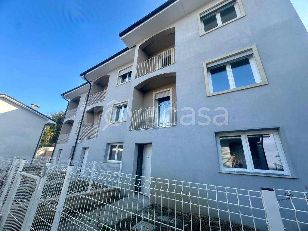casa indipendente in vendita a Zovencedo
