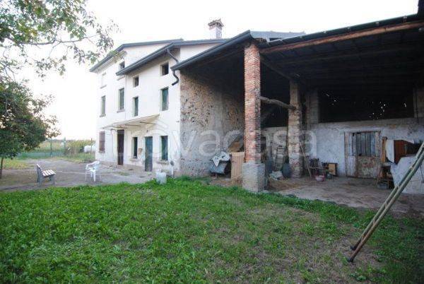 casa indipendente in vendita a Zugliano