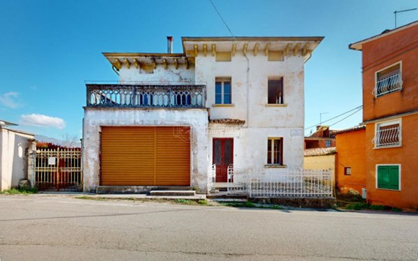 casa indipendente in vendita a Zugliano