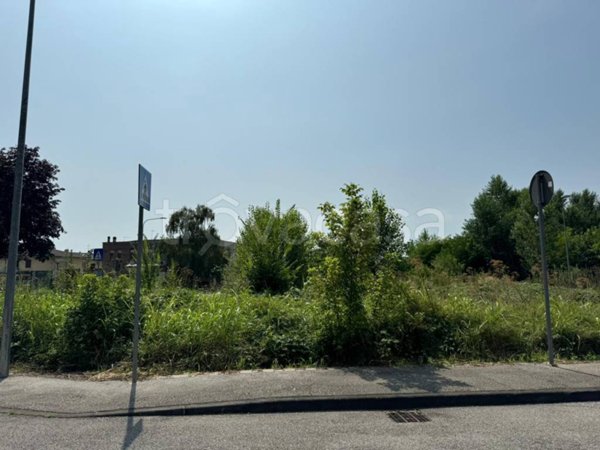 casa indipendente in vendita a Zugliano