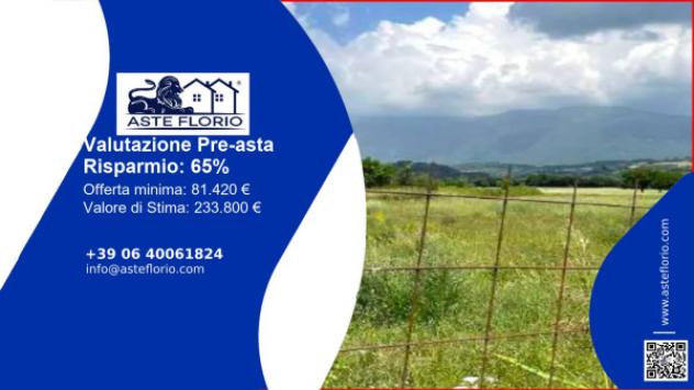 terreno agricolo in vendita a Zugliano in zona Centrale