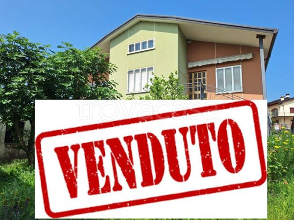casa indipendente in vendita a Zugliano