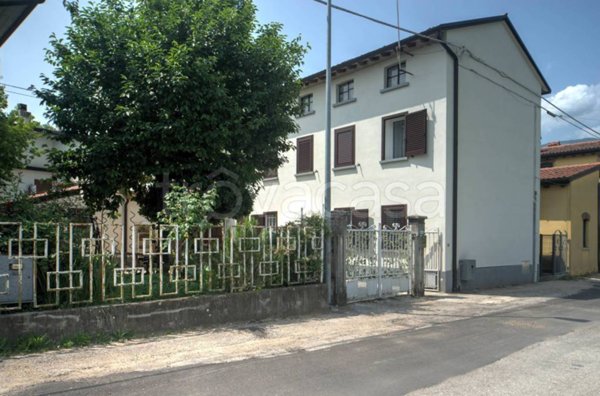 casa indipendente in vendita a Zugliano