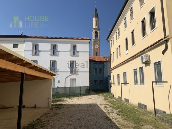 appartamento in vendita a Zugliano