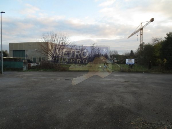 terreno edificabile in vendita a Zugliano