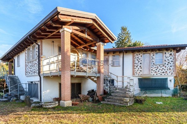 casa indipendente in vendita a Zugliano in zona Centrale