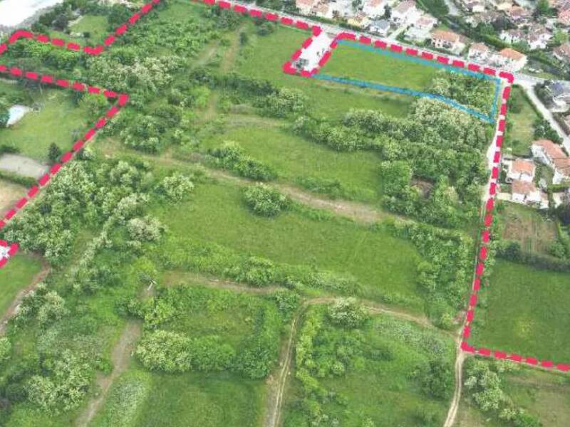 terreno edificabile in vendita a Zugliano
