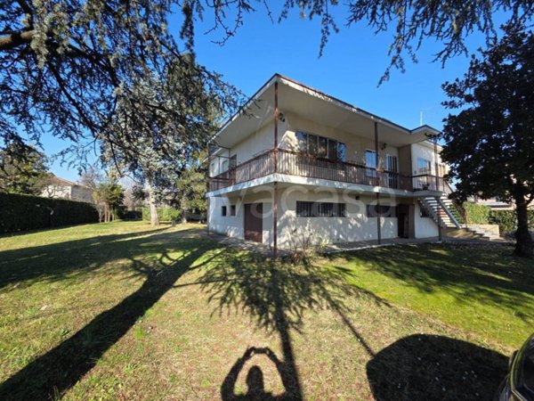 casa indipendente in vendita a Zugliano in zona Grumolo Pedemonte