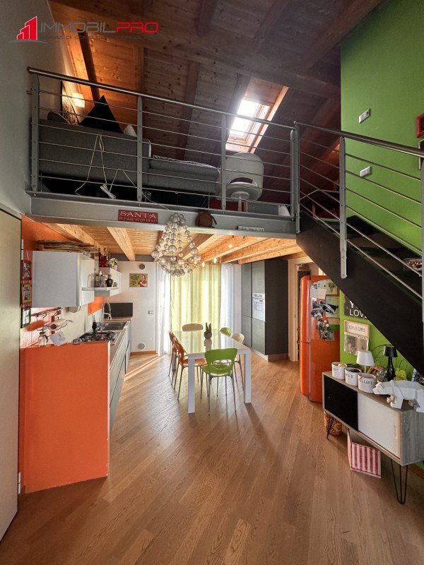 appartamento in vendita a Zugliano in zona Centrale