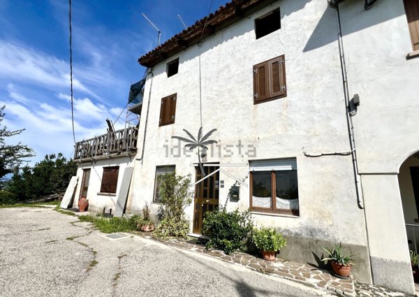 casa semindipendente in vendita a Zugliano