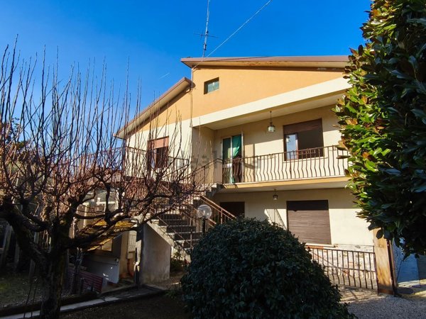 casa indipendente in vendita a Zugliano