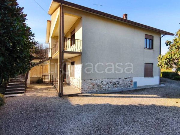 casa indipendente in vendita a Zugliano