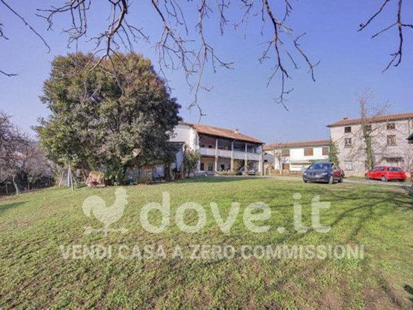 casa indipendente in vendita a Zugliano