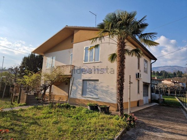 casa indipendente in vendita a Zugliano in zona Grumolo Pedemonte