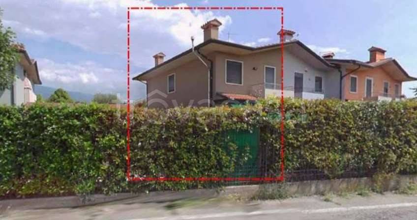 casa indipendente in vendita a Zugliano in zona Centrale