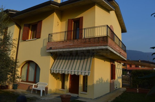 casa indipendente in vendita a Val Liona