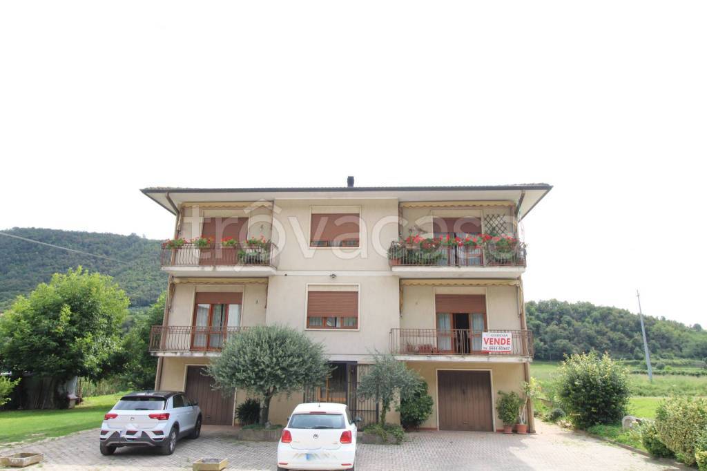 appartamento in vendita a Val Liona in zona Spiazzo
