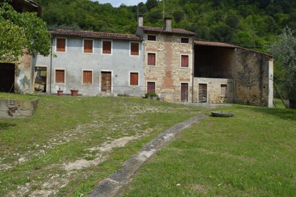 terreno edificabile in vendita a Val Liona