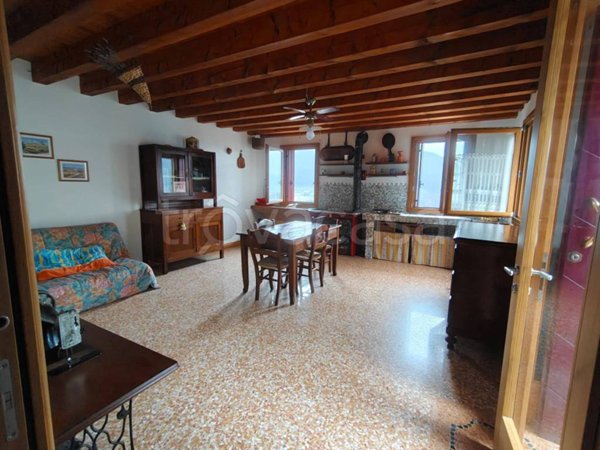 casa indipendente in vendita a Val Liona in zona Spiazzo