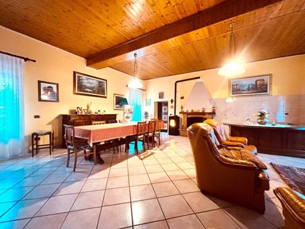casa indipendente in vendita a Val Liona in zona Campolongo