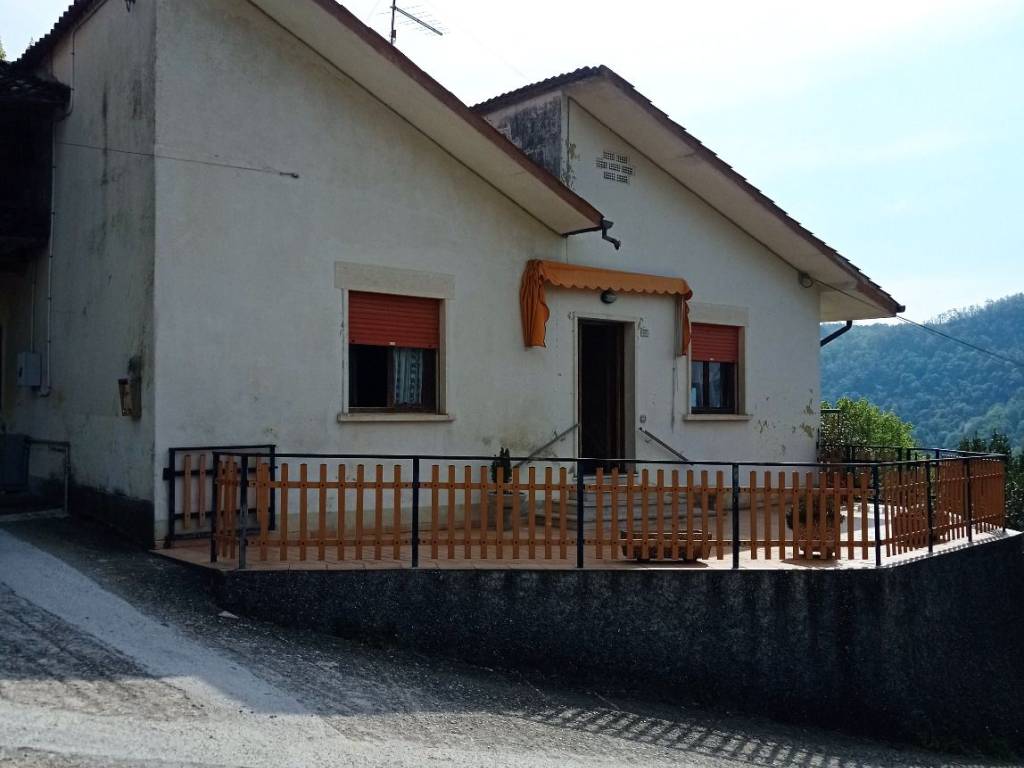 casa indipendente in vendita a Val Liona in zona Pederiva