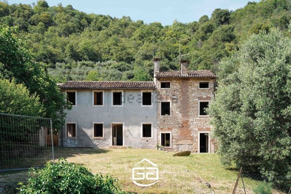 casale in vendita a Val Liona