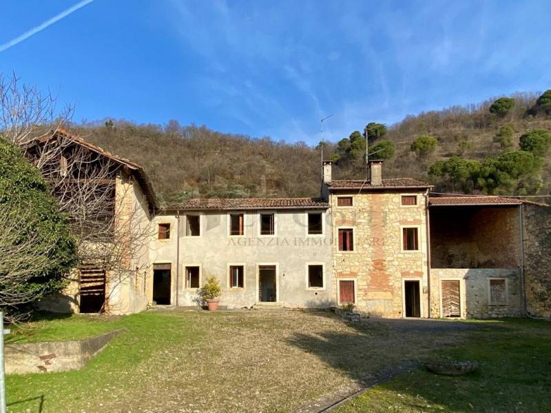 casale in vendita a Val Liona in zona Grancona