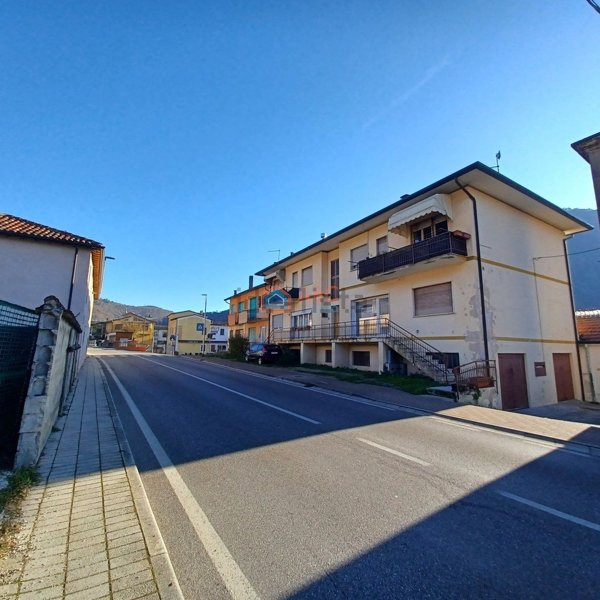 appartamento in vendita a Val Liona in zona Pederiva