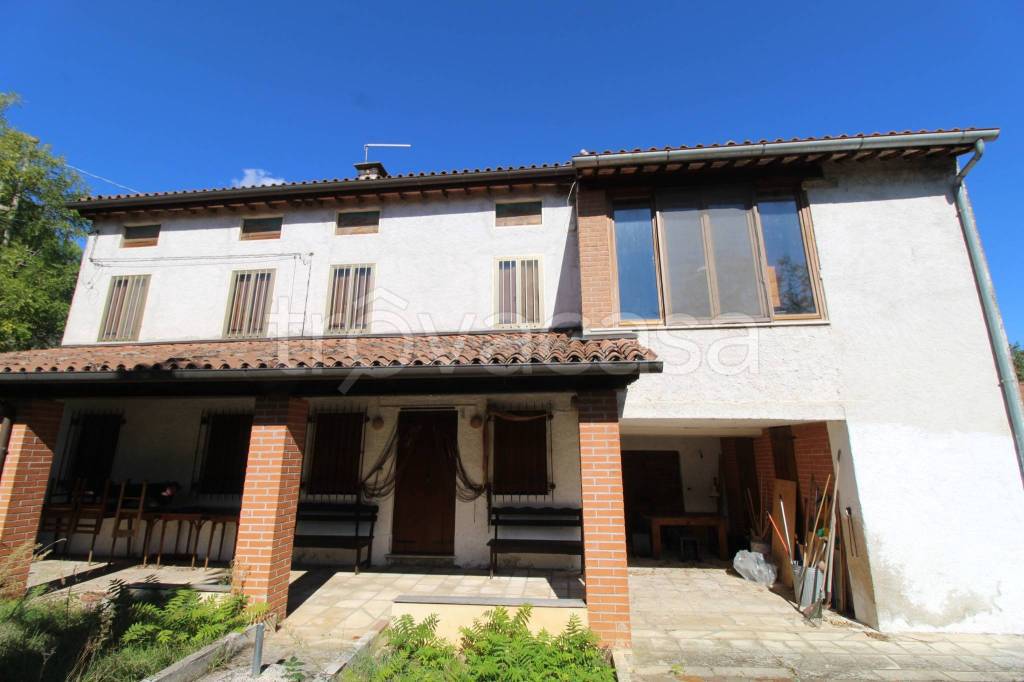 appartamento in vendita a Val Liona